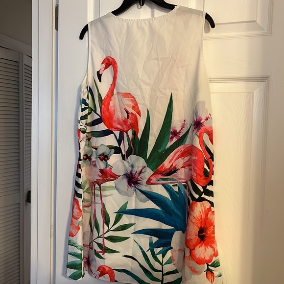 Flamingo sleeveless tunic top - Picture 3 of 6